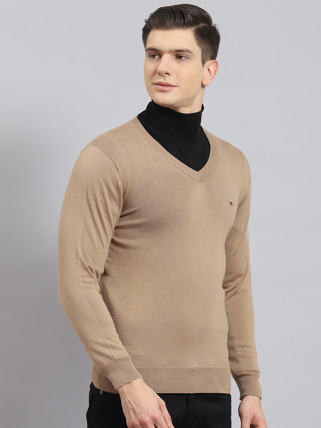 Men Khaki Solid V Neck Full Sleeve Pullover