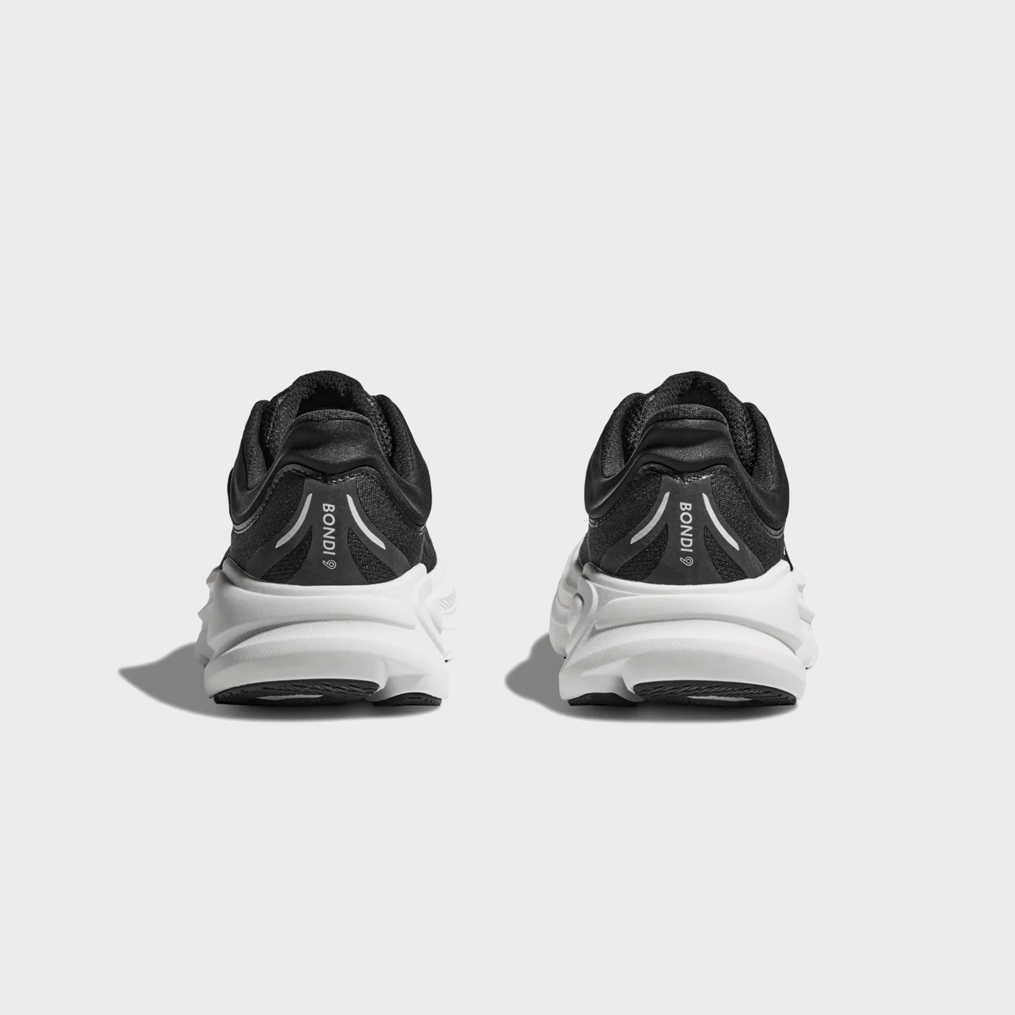 HOKA WMNS Bondi 9 - Black / White