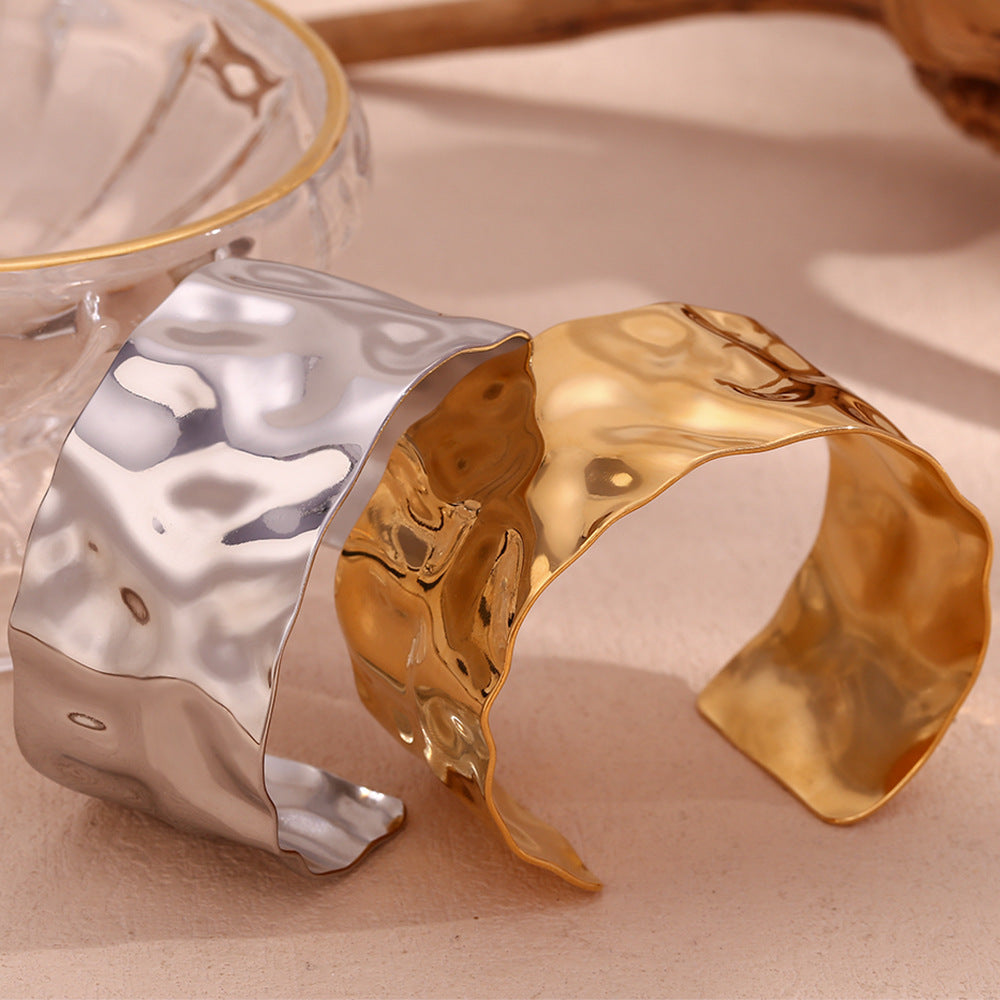 Fashion Circle Stainless Steel 18K Gold Plated Bangles