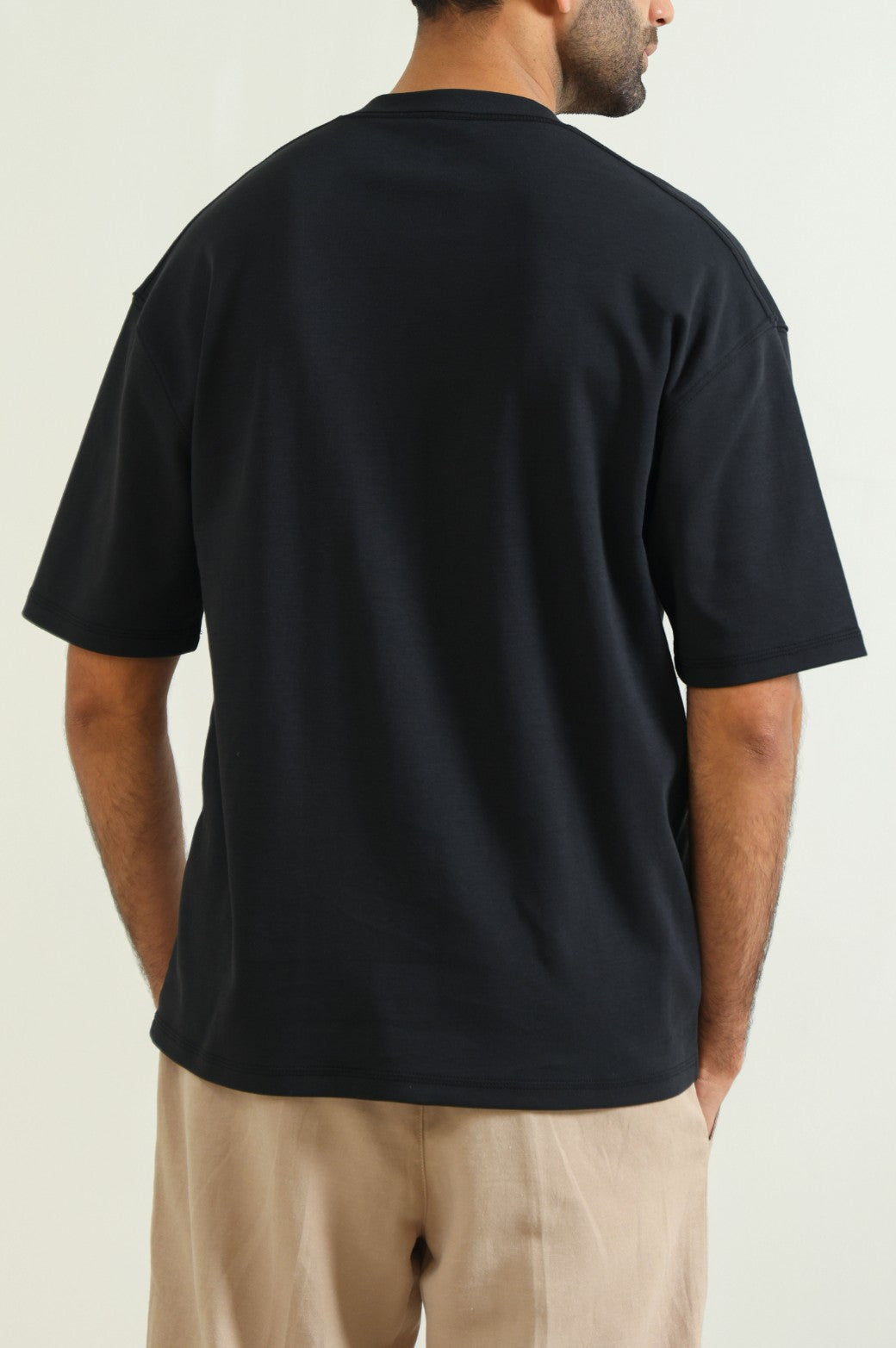 BASIC HENLEY