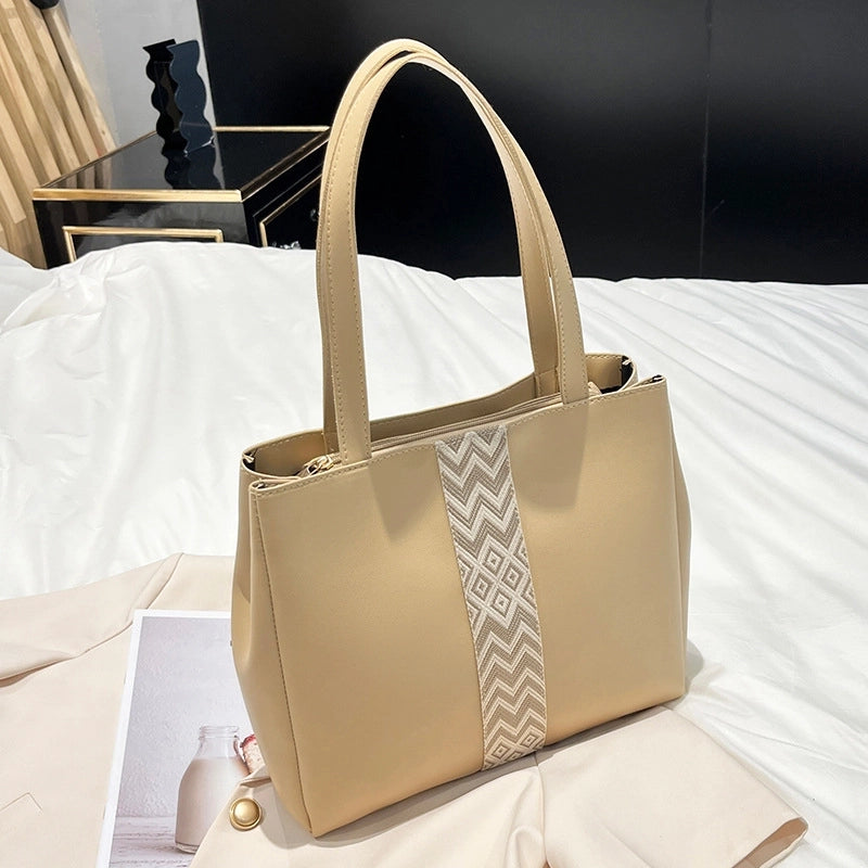 Women's Large Pu Leather Solid Color Vintage Style Classic Style Zipper Shoulder Bag