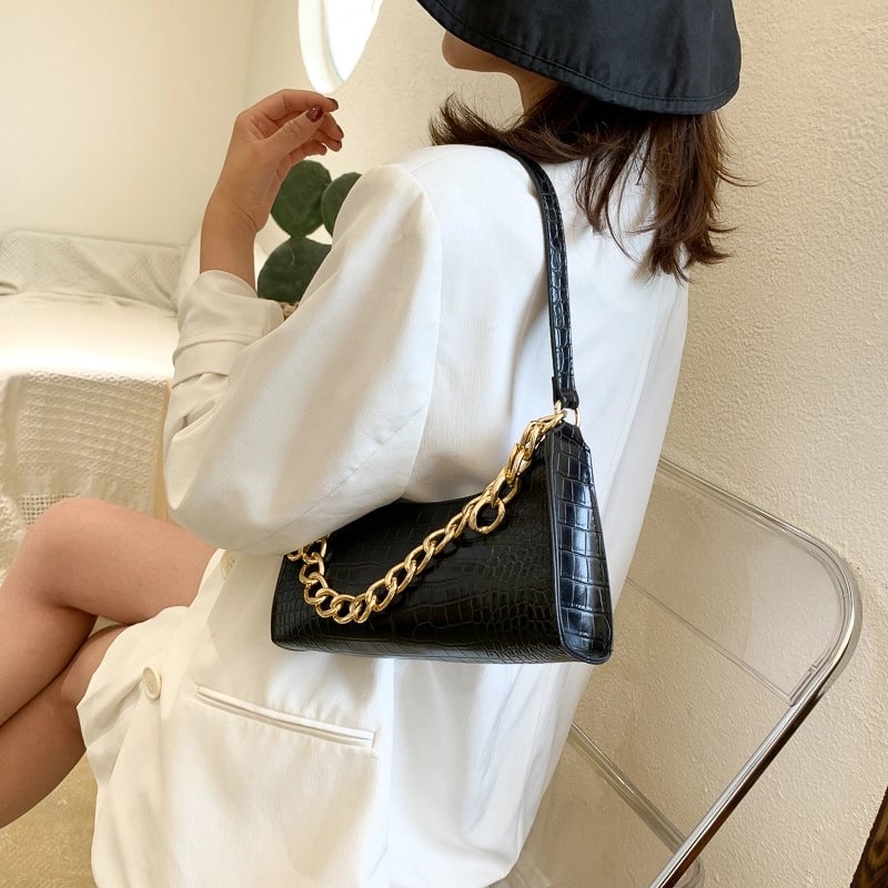 Solid Color Crocodile Pattern Underarm Bag