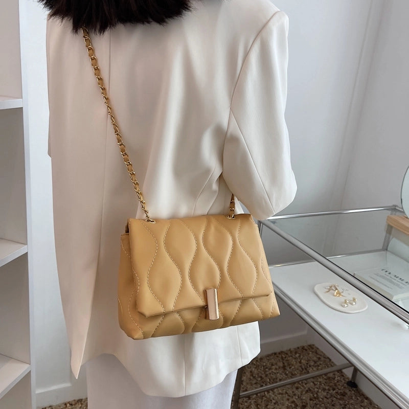 Retro Women's Bag Spring New Fashion Western Style Rhombic Chain Shoulder Bag Crossbody Small Square Bag