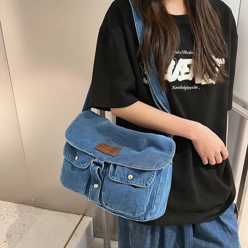 Women's Medium All Seasons Denim Classic Style Shoulder Bag