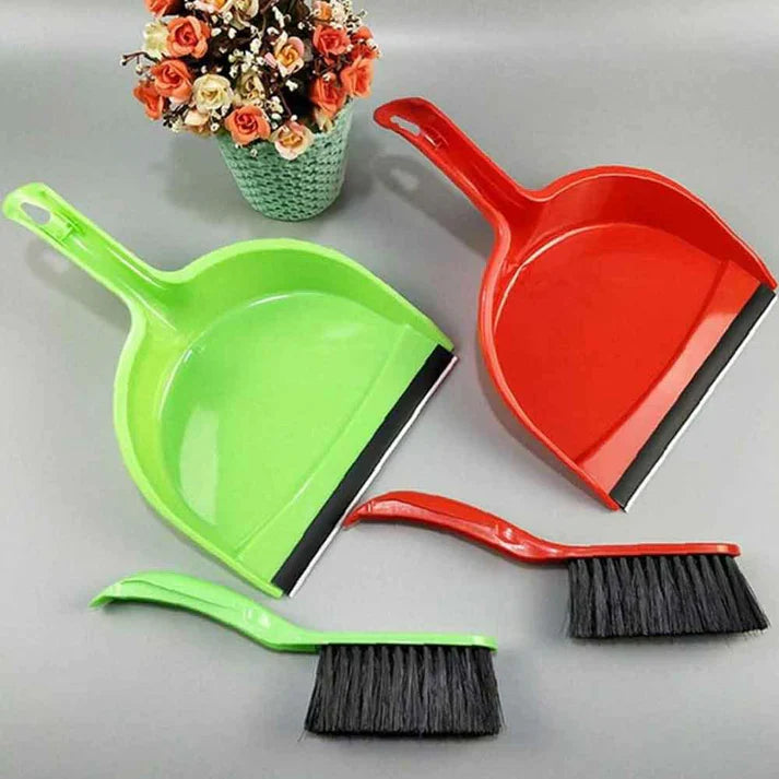 Dust Pan With Brush