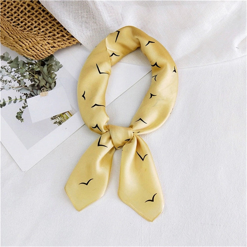 Women's Minimalist Printing Satin Silk Scarf