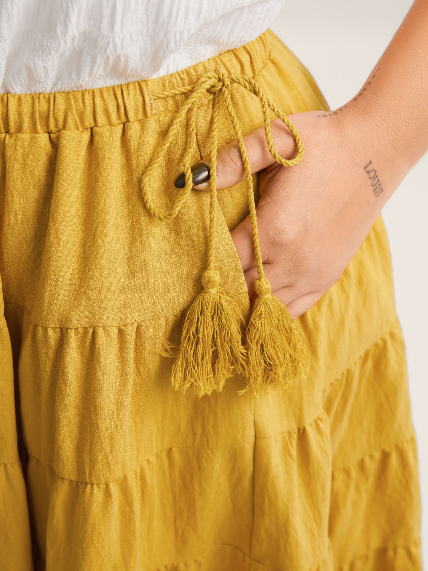 Tassel Tie Tiered Midi Skirt