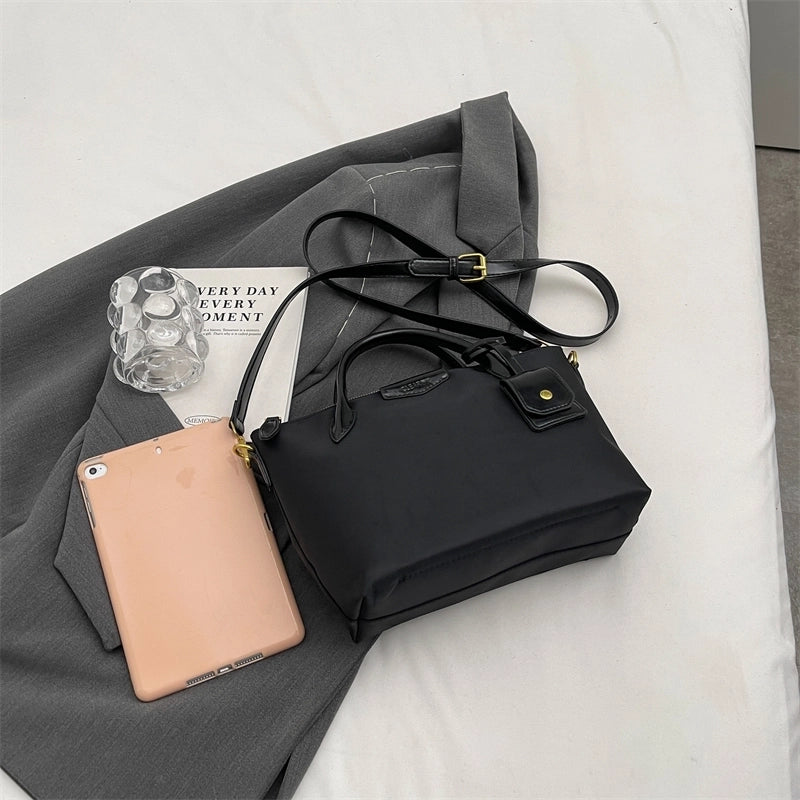 Women's Nylon Solid Color Classic Style Square Zipper Crossbody Bag