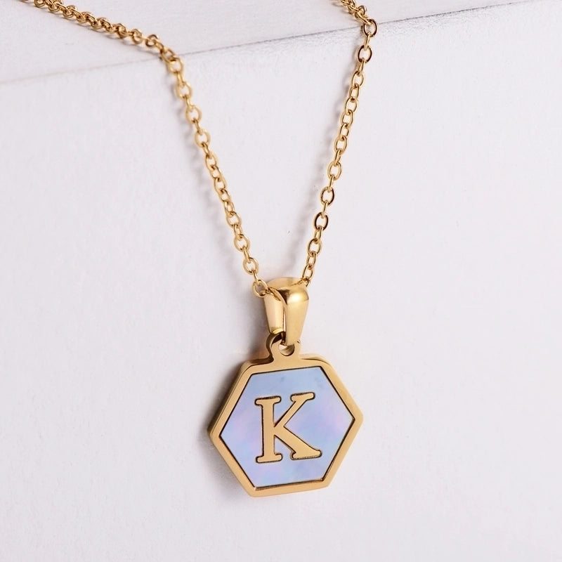 304 Stainless Steel 18K Gold Plated Minimalist Plating Letter Shell Pendant Necklace