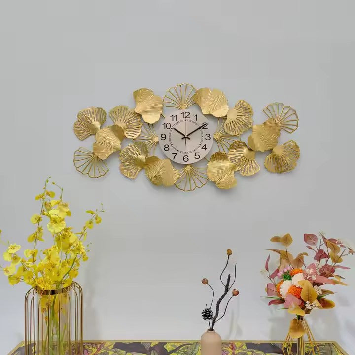 Creative Home Decorative Modern Luxury Wall Clock.