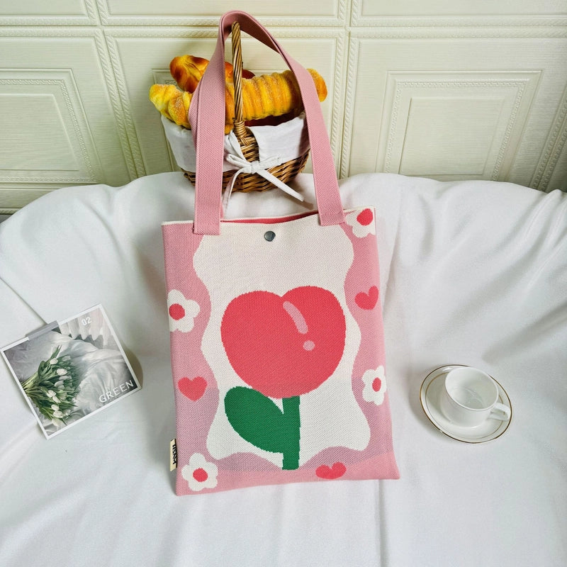 Women's Large Polyester Floral Strawberry Tulip Streetwear Magnetic Buckle