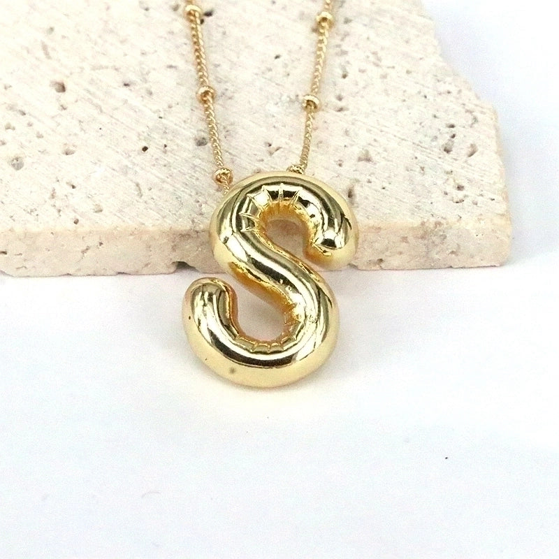 Minimalist Classic Style Letter Copper 18k Gold Plated Pendant Necklace In Bulk