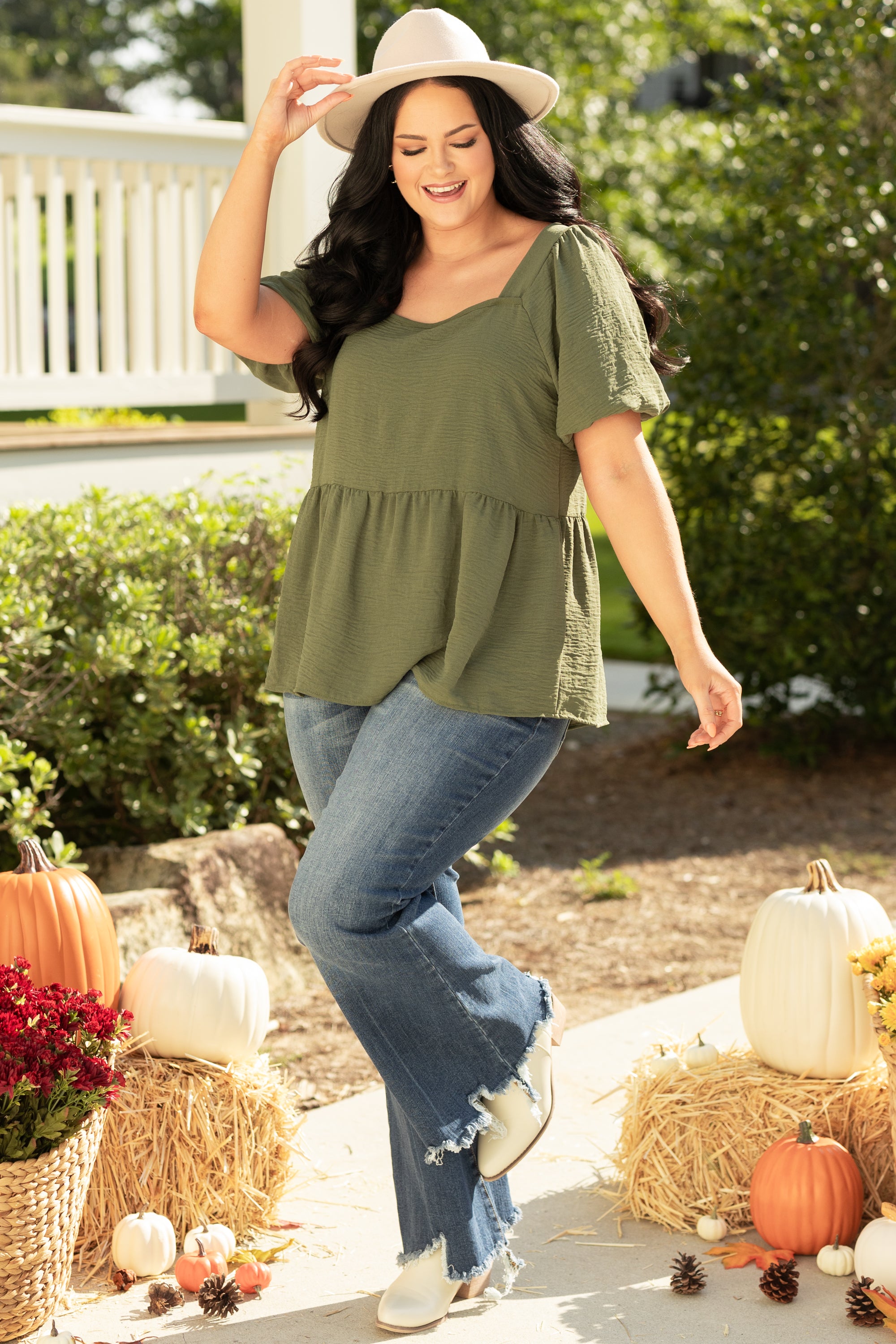 Weekend Bliss Top. Sage