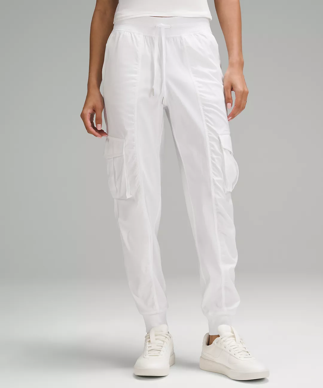 Dance Studio Relaxed-Fit Mid-Rise Cargo Jogger