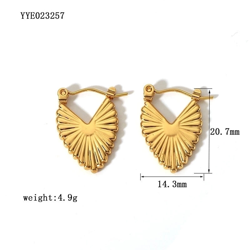 1 Pair Vintage Style Sector Heart Shape Solid Color Plating 304 Stainless Steel 18K Gold Plated Drop Earrings