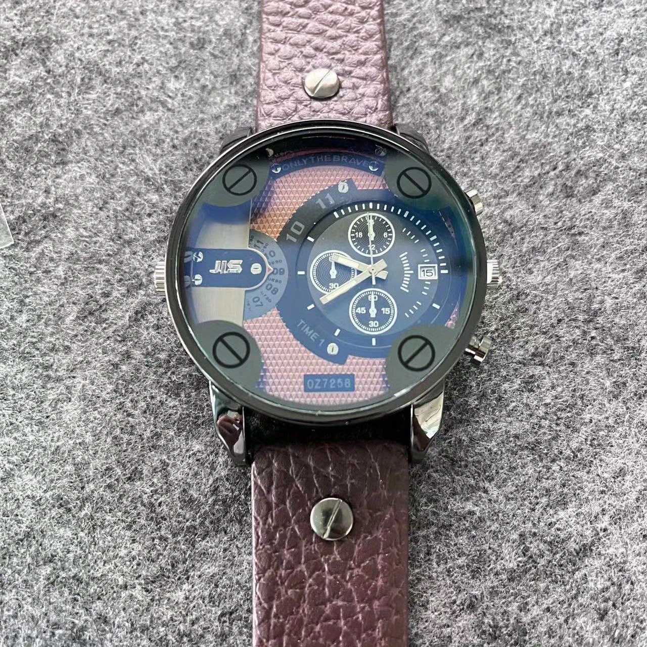 High-end Men's Watch New Fashion Simple Retro Domineering Street Style Large Dial Quartz Watch
