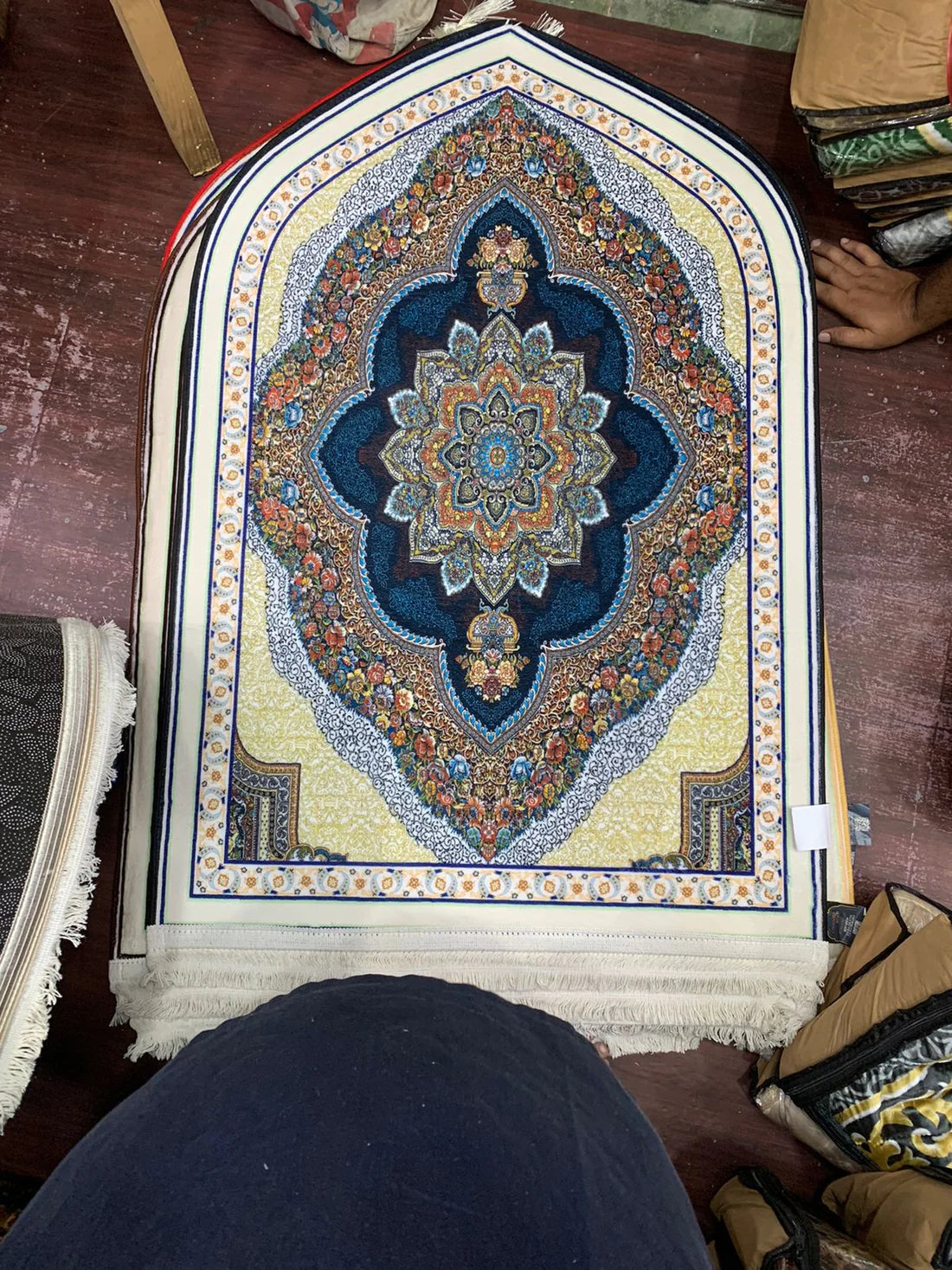 3d Curved Prayer Mat