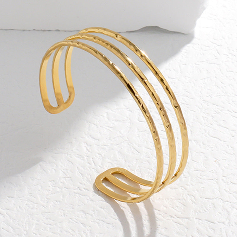 2 Pieces Expressive Stripe Stainless Steel Electroplating Bangles