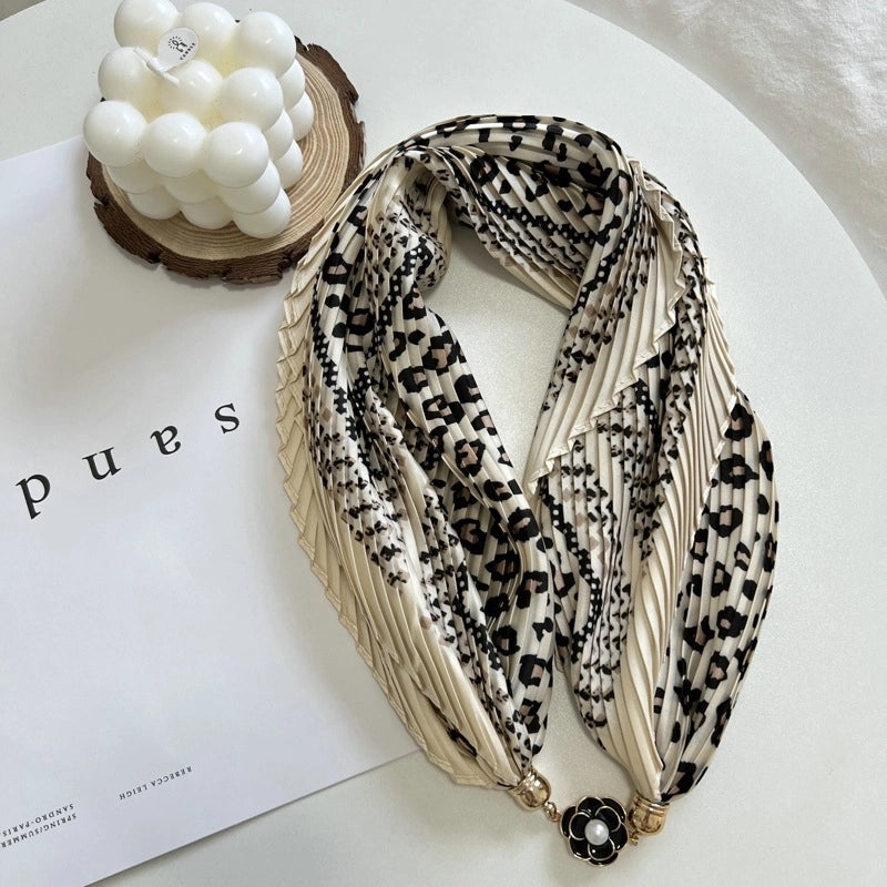 Women's Elegant Geometric Satin Printing Silk Scarf