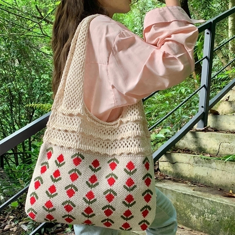 Women's Medium Knit Flower Vintage Style Weave Open Shoulder Bag