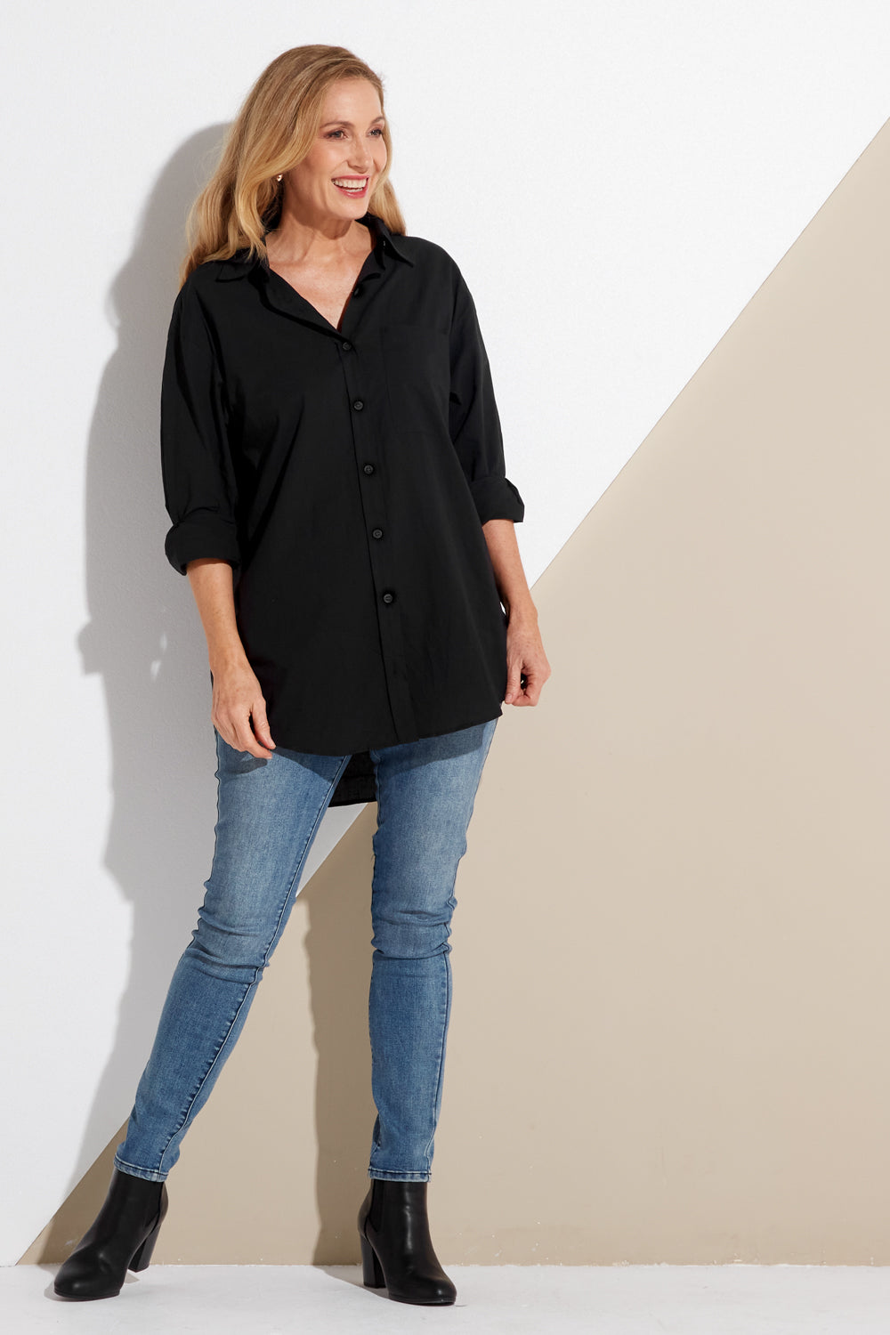 The Tulio Cotton & Linen Shirt - Black