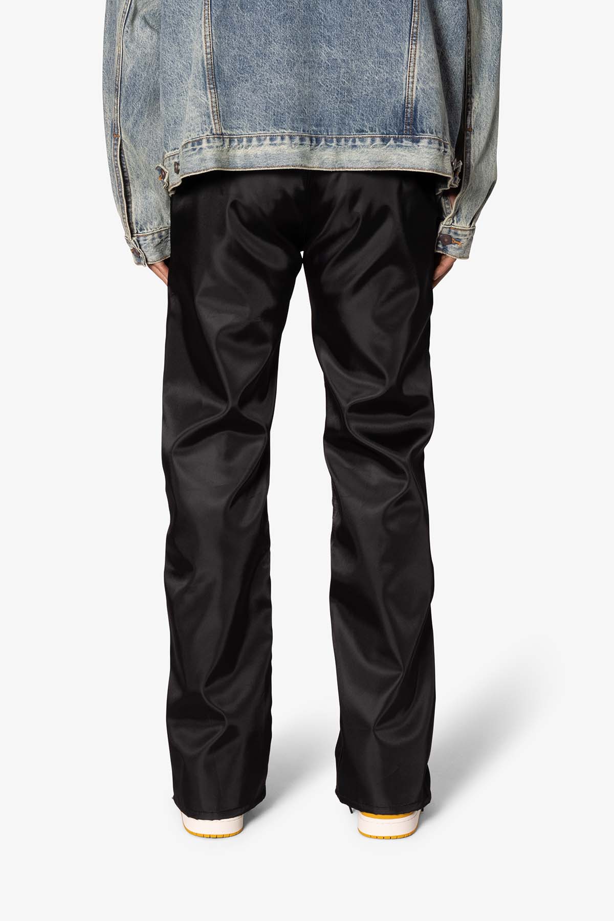 V685 Brass Front Snap Pants - Black