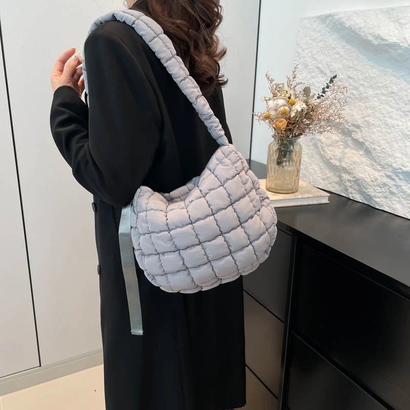 Women's Medium Nylon Embroidery Thread Vintage Style Classic Style Sewing Thread Square Zipper Cloud Shape Bag