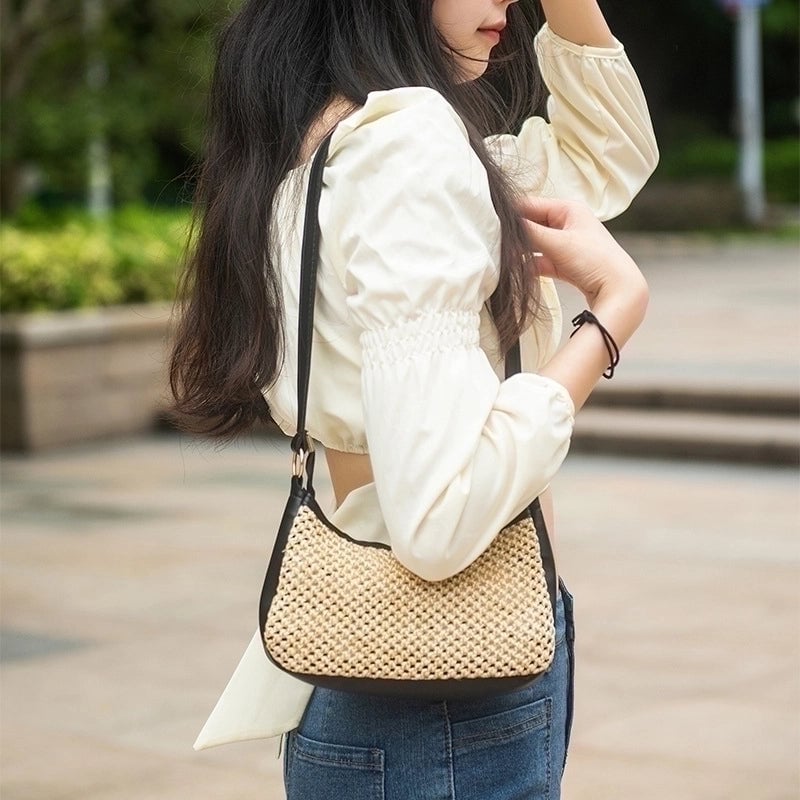 Women's Small Straw Color Block Basic Vacation Dumpling Shape Zipper Shoulder Bag Crossbody Bag Straw Bag