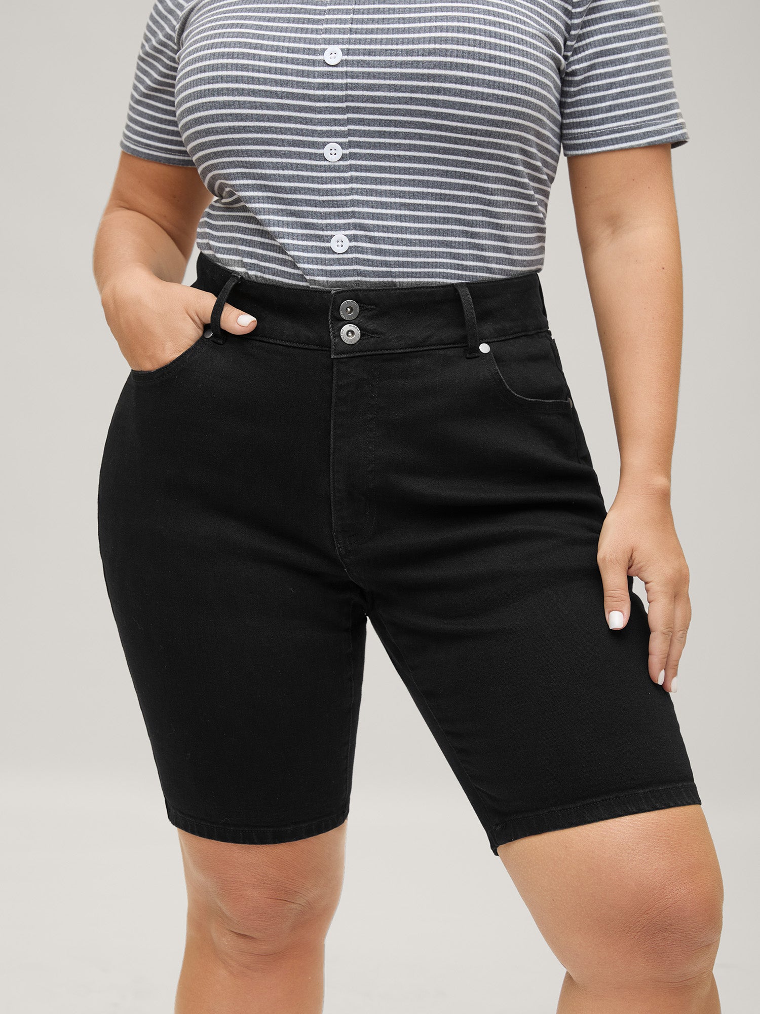 Classic Skinny-Fit Denim Shorts