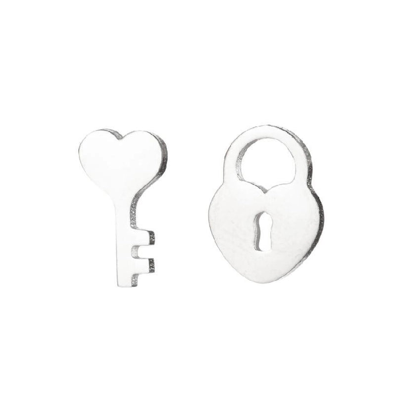 Minimalist Heart Shape Flower Stainless Steel Ear Studs 1 Pair
