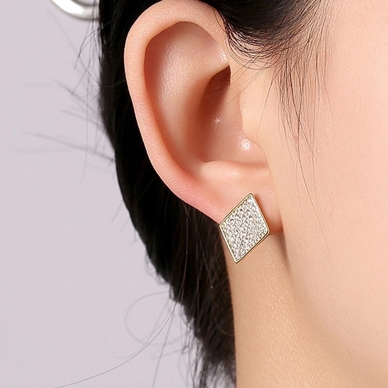 1 Pair Elegant Lady Star Heart Shape Butterfly Plating Inlay Copper Artificial Diamond Ear Studs