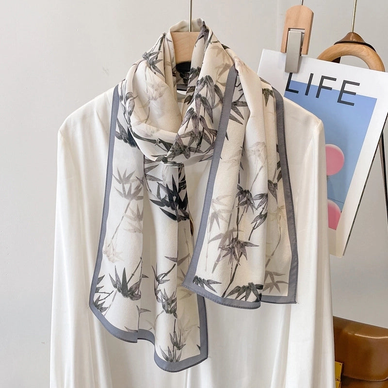 Women's Elegant Minimalist Color Block Silk Printing Silk Scarf