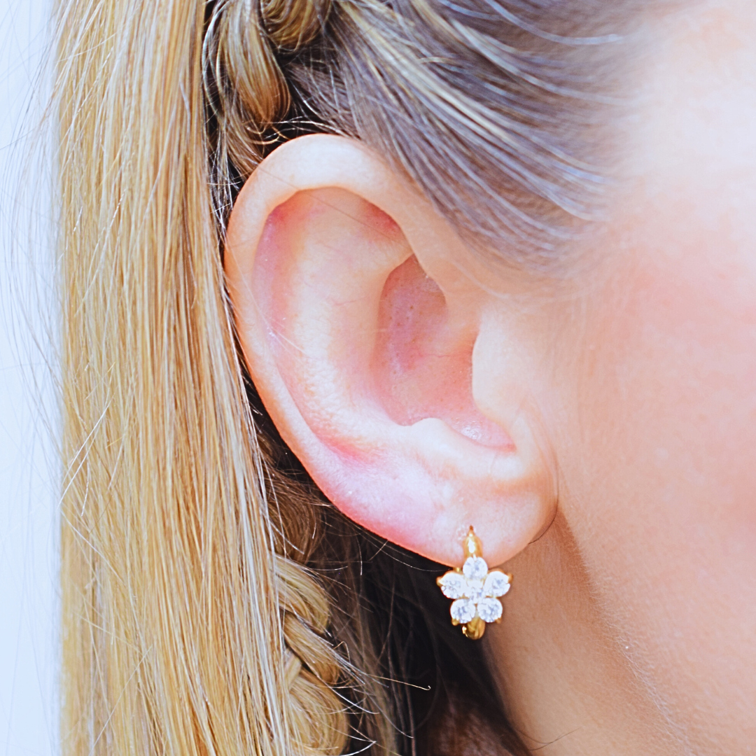 Diamond style flower hoops - Gold