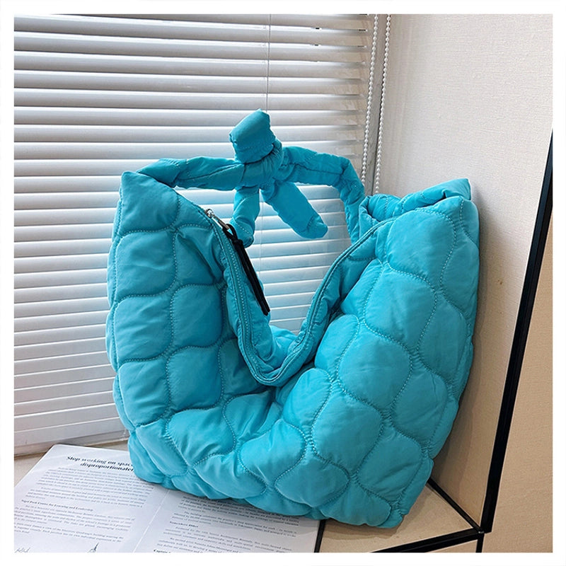 Women's Large Polyester Solid Color Classic Style Streetwear Square Zipper Cloud Shape Bag