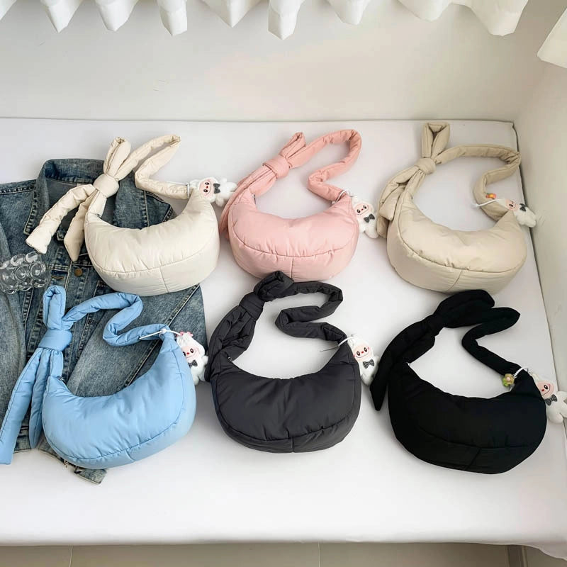 Women's Medium Nylon Solid Color Basic Classic Style Sewing Thread Dumpling Shape Zipper Crossbody Bag