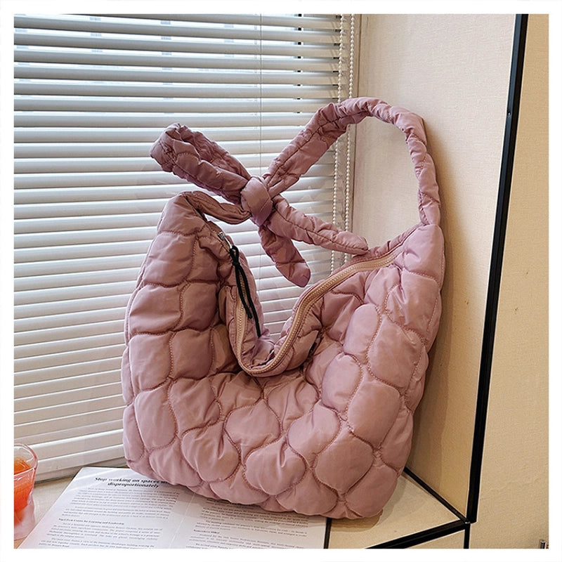 Women's Large Polyester Solid Color Classic Style Streetwear Square Zipper Cloud Shape Bag