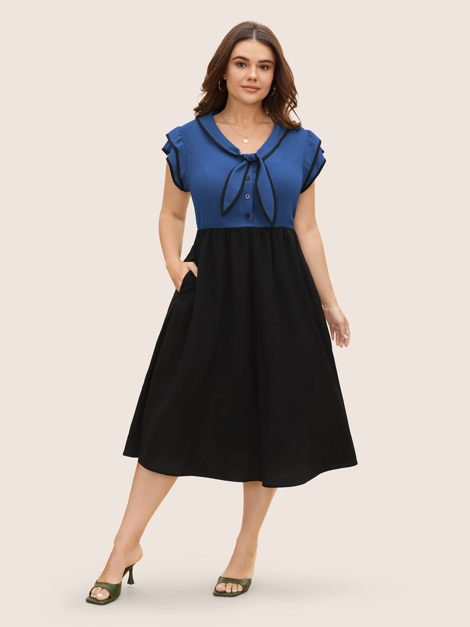 Two-colored Knot Tie Midi Dress