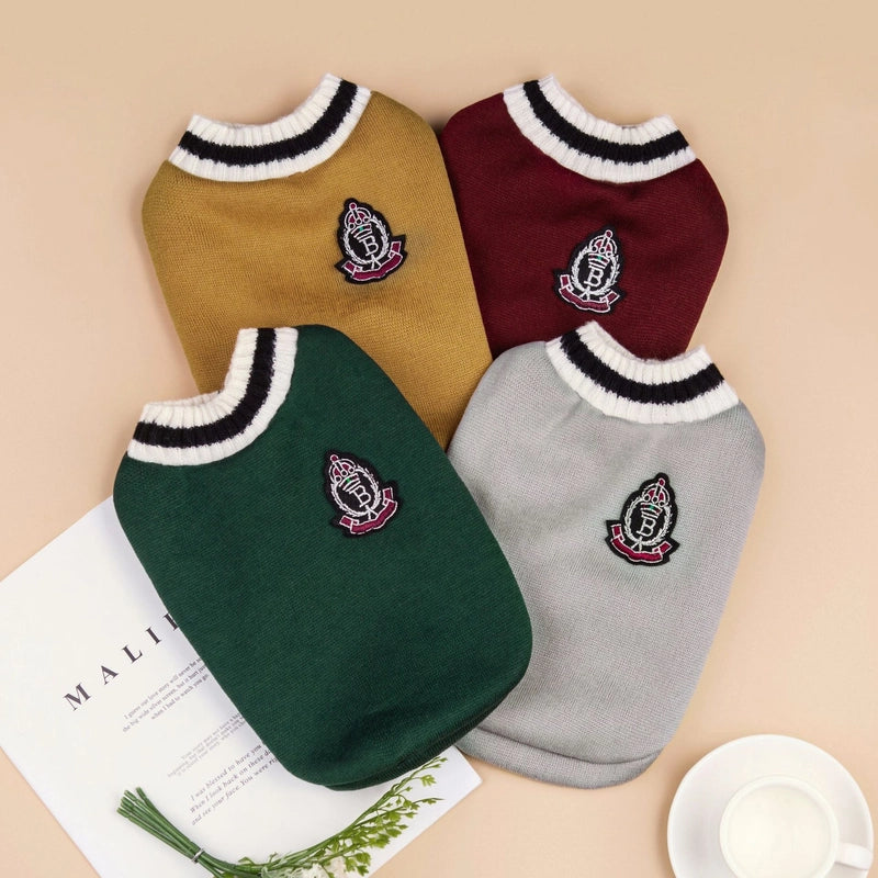 Autumn And Winter New Knitted Vest Pet Clothes V-neck College Style Vest Teddy Bomei Fashion Dog Clothes