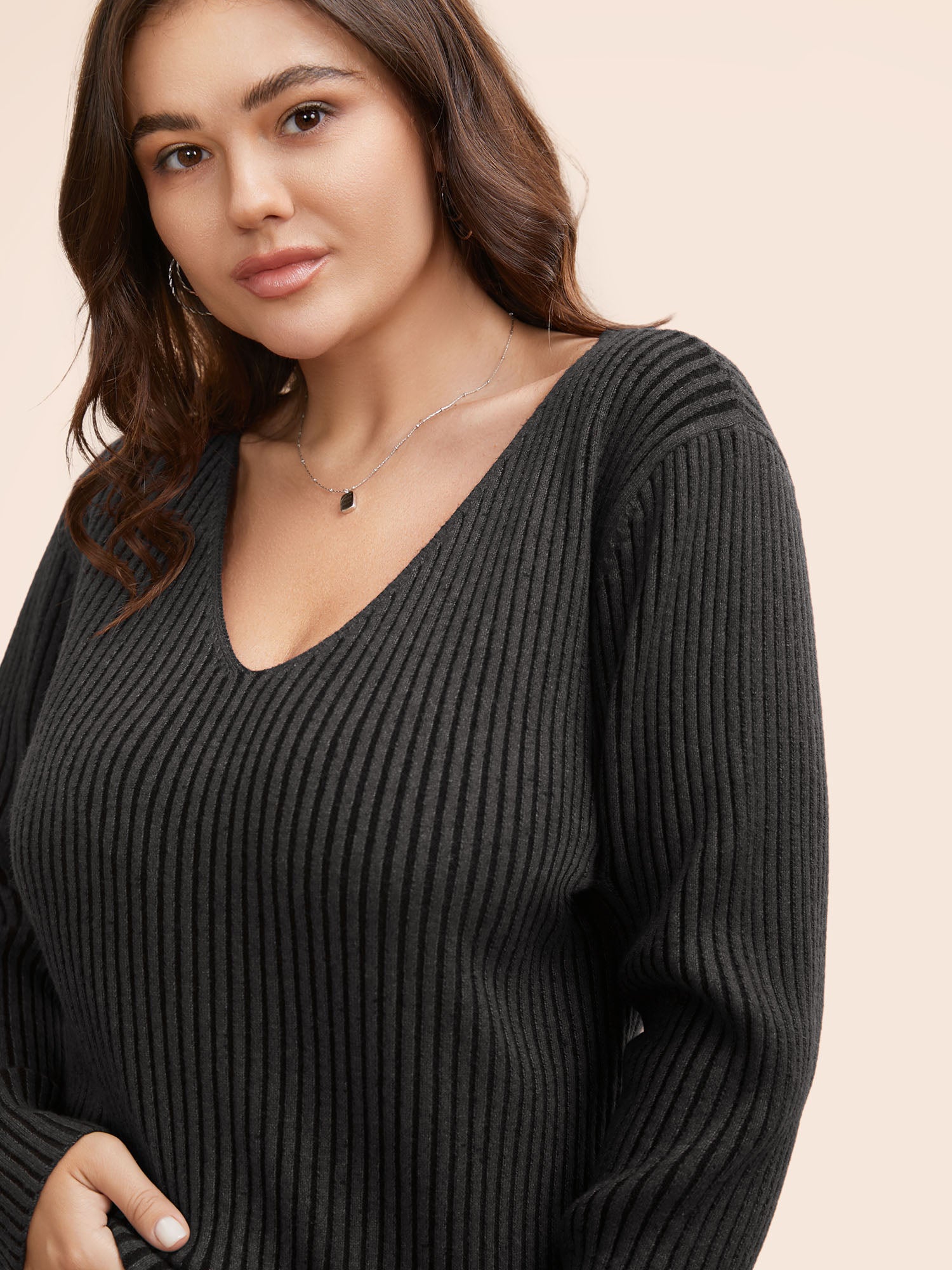 Supersoft Essentials Texture V Neck Pullover