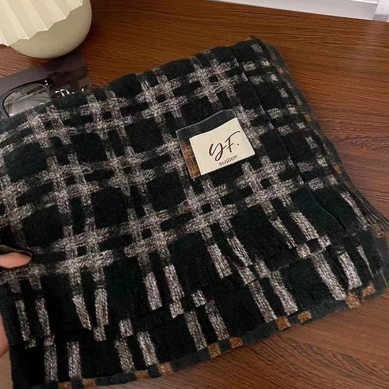 New Fashion Style  Well-shaped Plaid Scarf Women's Winter High-grade Versatile Thick Warm Scarf