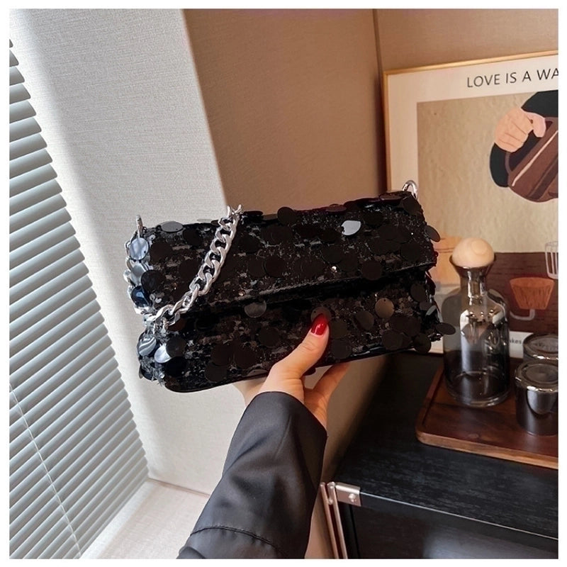 Women's Medium Pu Leather Solid Color Streetwear Square Magnetic Buckle Underarm Bag