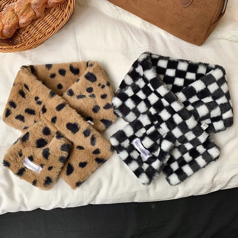 Women's Sweet Solid Color Plush Scarf