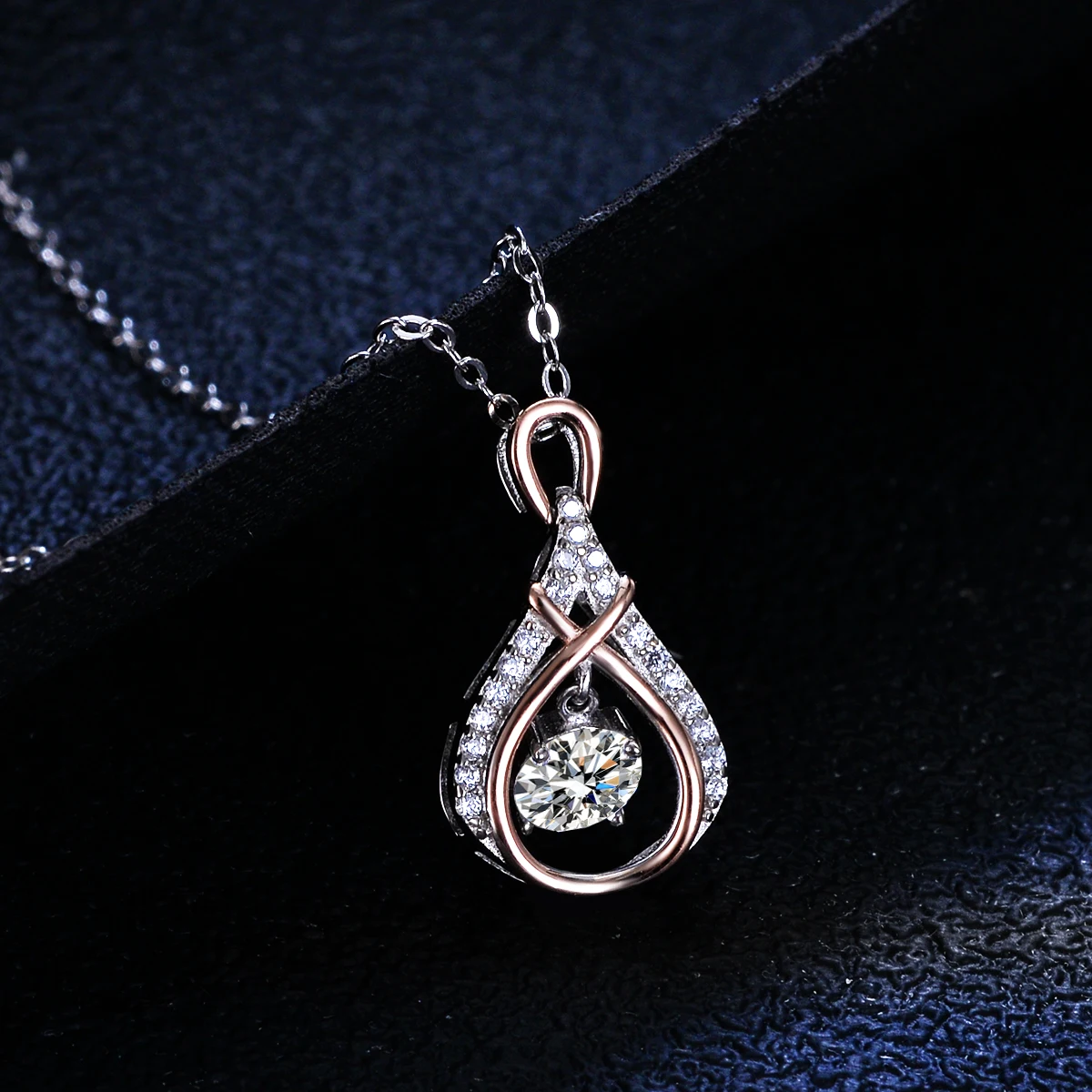 Sector Shape Novel Design D 925 Sterling Silver Jewelry VVS1 Moissanite Women's Necklace