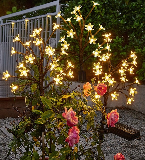 Outdoor Waterproof Cherry Blossom  Multicolor Solar Garden Lights