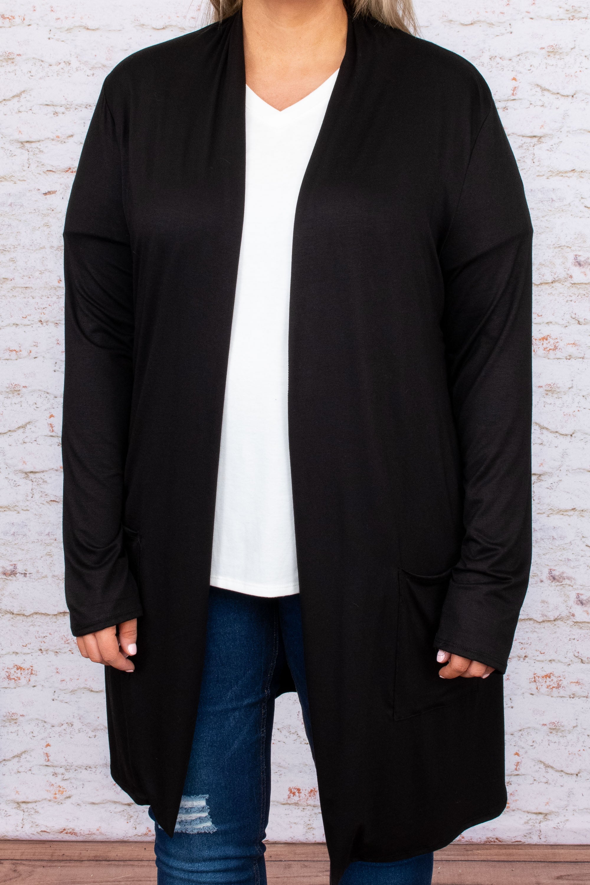 Feeling Carefree Cardigan. Black