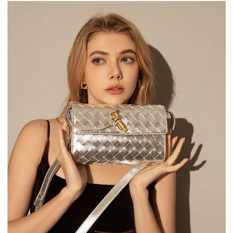 Women's Pu Leather Solid Color Classic Style Weave Square Flip Cover Crossbody Bag