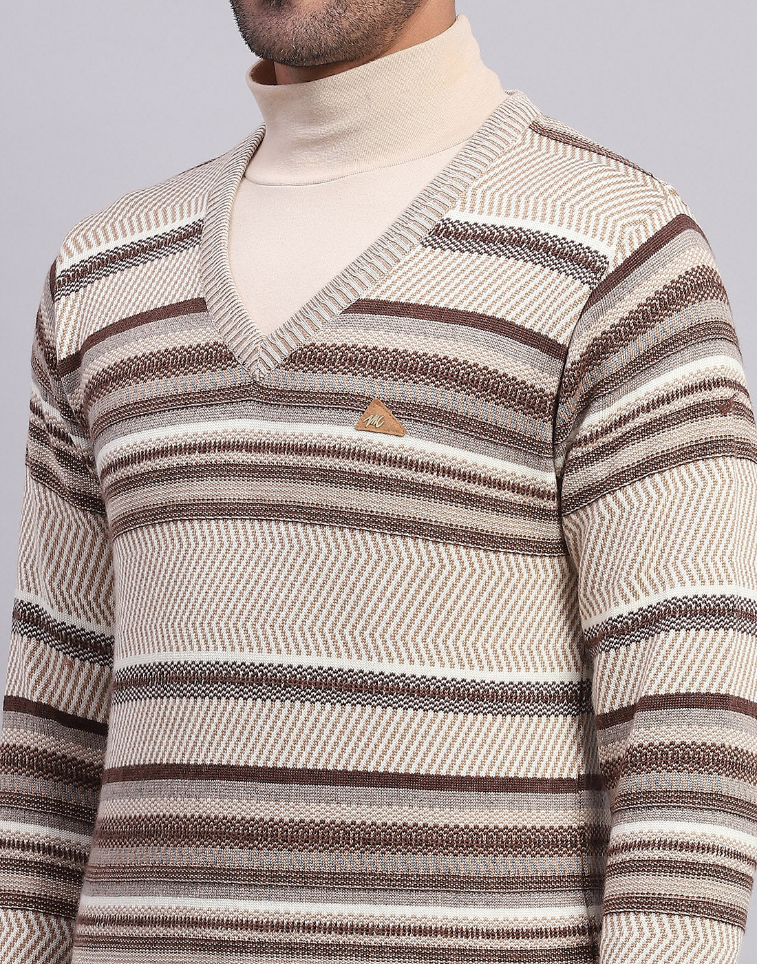 Men Beige Self Design V Neck Full Sleeve Pullover