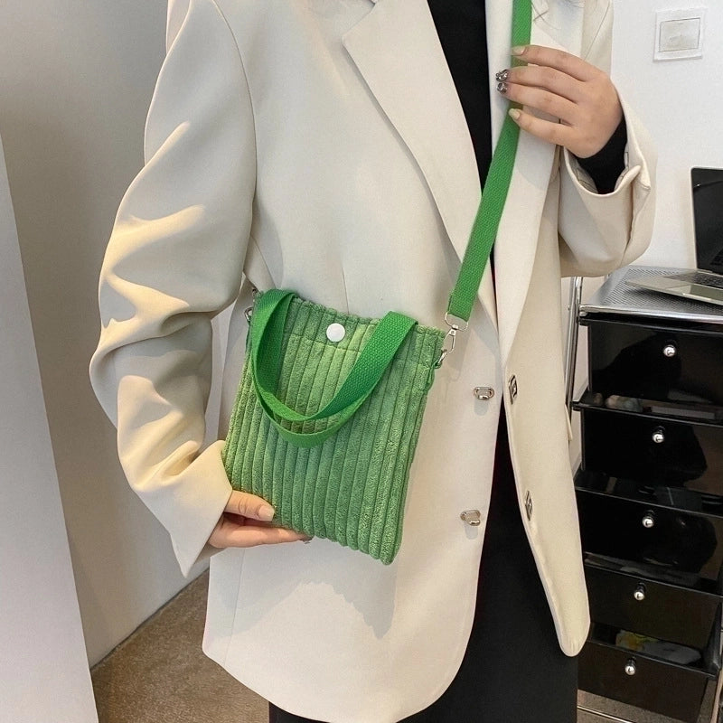 Women's Small Polyester Solid Color Basic Bucket Magnetic Buckle Handbag