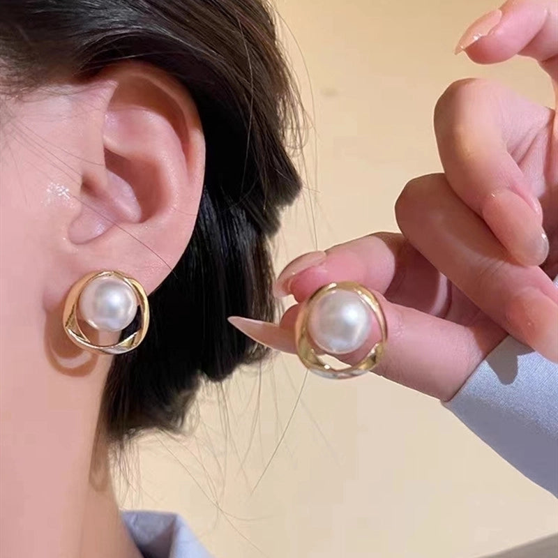1 Pair Fashion Flower Butterfly Bow Knot Inlay Alloy Artificial Pearls Rhinestones Shell Earrings
