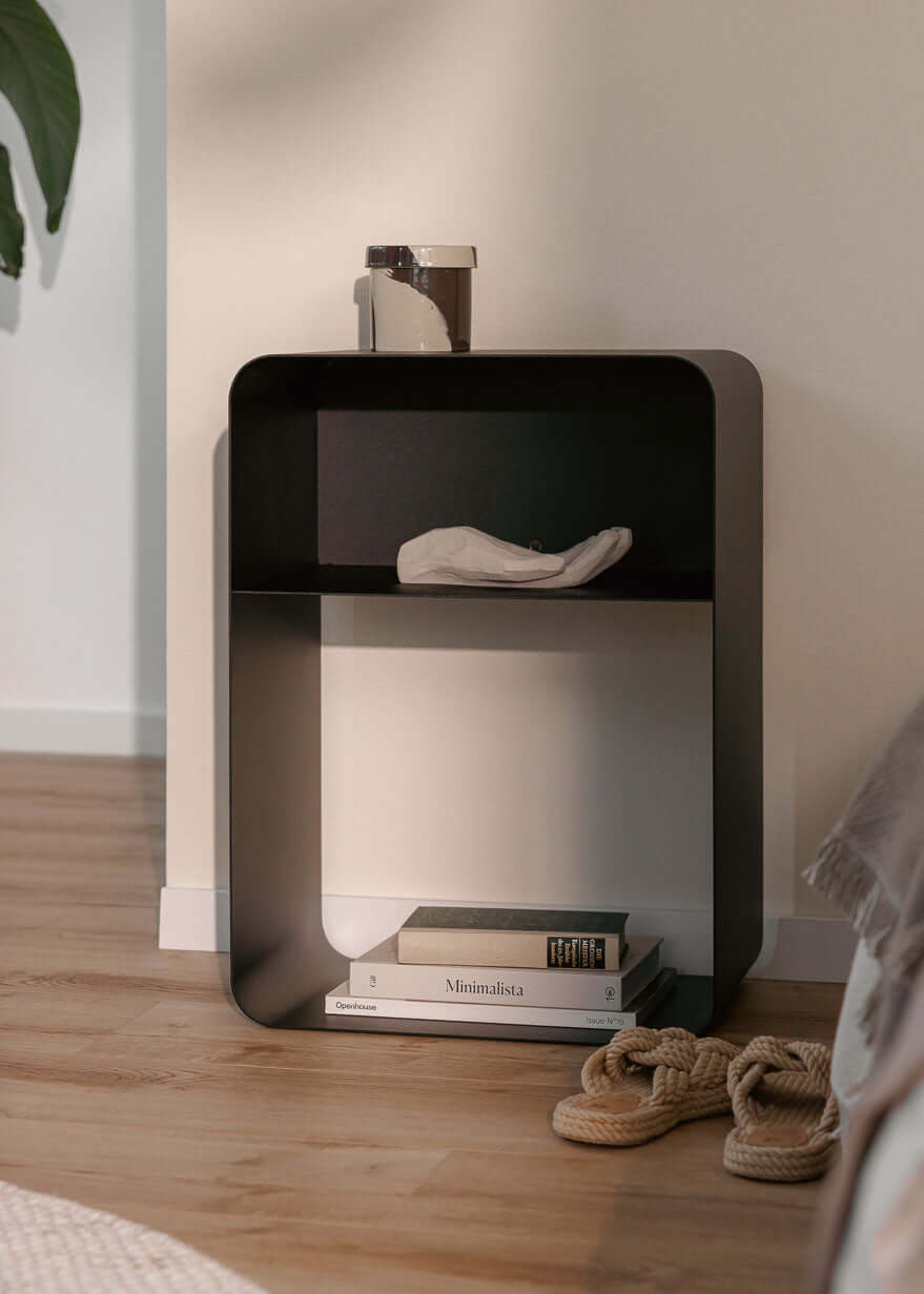 <tc>Bedside Table DAMIO</tc>